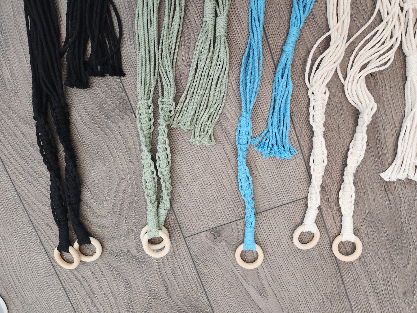 Twisted Top Plant Hanger